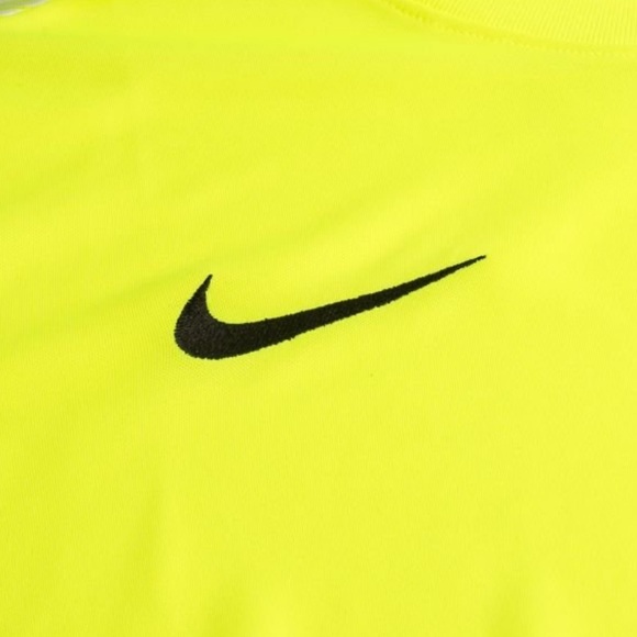 New Nike IV Match woman Goalkeeper Jersey – Volt & White Size M with tags ⭐️⭐️⭐️ - Picture 16 of 17